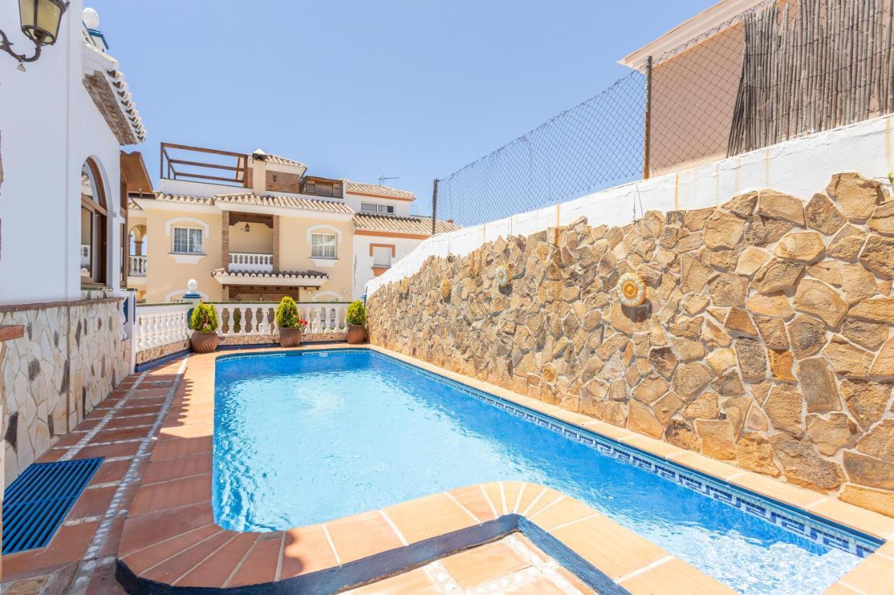 Apartamento Con Piscina Privada Nerja Bagian luar foto